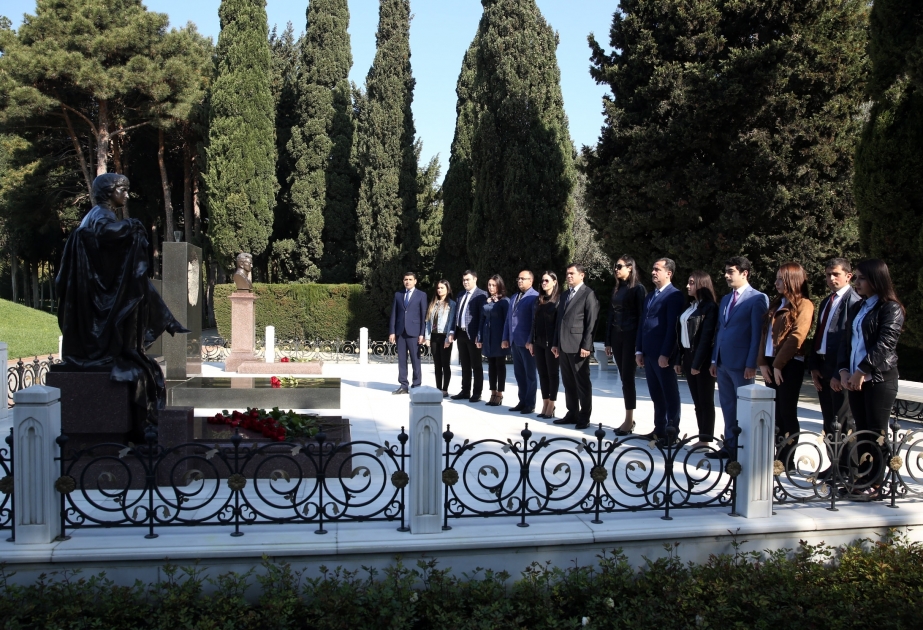 Naxçıvanın Bakıdakı daimi nümayəndəliyində görkəmli oftalmoloq-alim Zərifə Əliyevanın xatirəsi anılıb