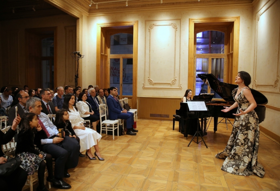 İstanbulda möhtəşəm konsert – “Azərbaycana musiqi şöləni!”