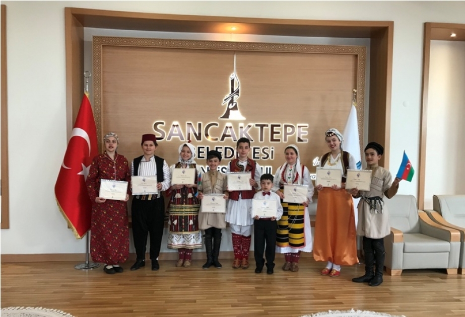 Respublika Uşaq-Gənclər İnkişaf Mərkəzinin ansamblı İstanbulda uşaq festivalında iştirak edib