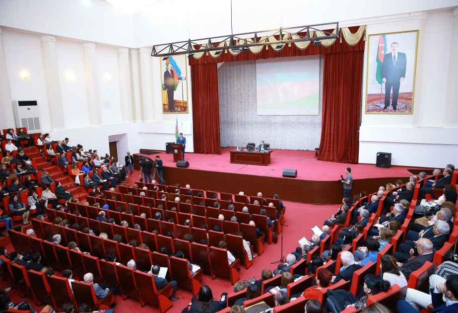 Tibb Universitetində keçirilən elmi-praktik konfrans Azərbaycan Xalq Cümhuriyyətinin 100 illiyinə həsr olunub