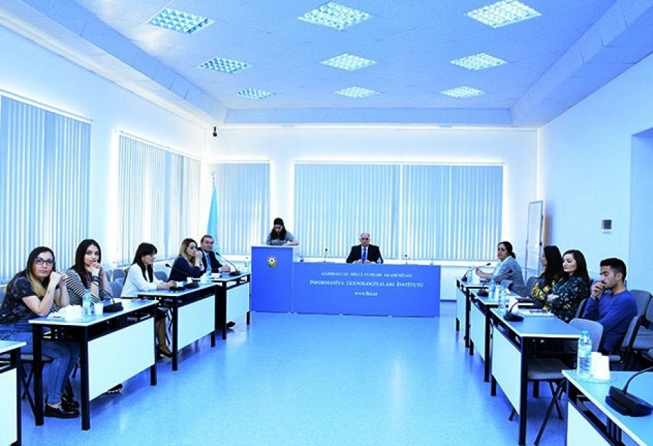 Mobil telefonlar vasitəsilə cəmiyyətin analizi sisteminin perspektivləri araşdırılır