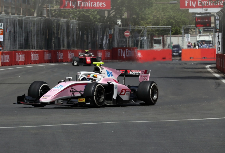 First feature race of FIA Formula 2 Championship starts in Baku