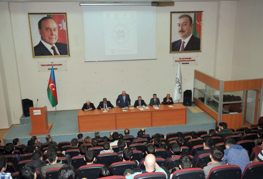 Ali məktəb tələbələri arasında informatika üzrə ümumrespublika olimpiadasının birinci mərhələsi keçirilib