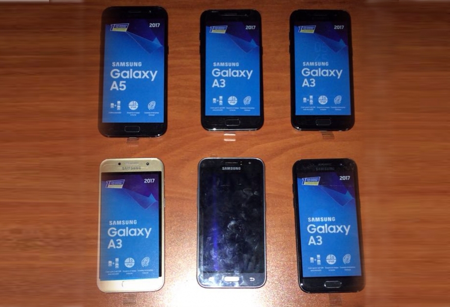 Gömrük nəzarətinə bəyan edilməyən mobil telefonların ölkəyə gətirilməsi cəhdinin qarşısı alınıb