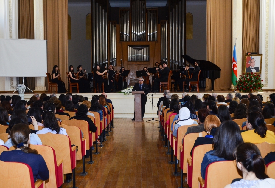 Bakı Musiqi Akademiyasında ümummilli lider Heydər Əliyevin xatirəsinə həsr edilmiş konfrans keçirilib