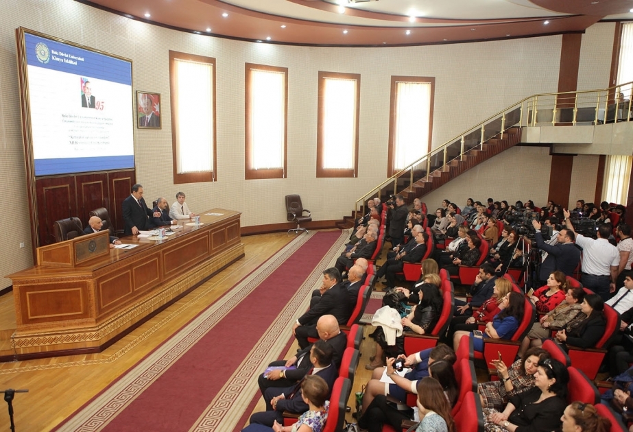 Bakı Dövlət Universitetində kimyanın aktual problemləri ilə bağlı müzakirələr aparılıb