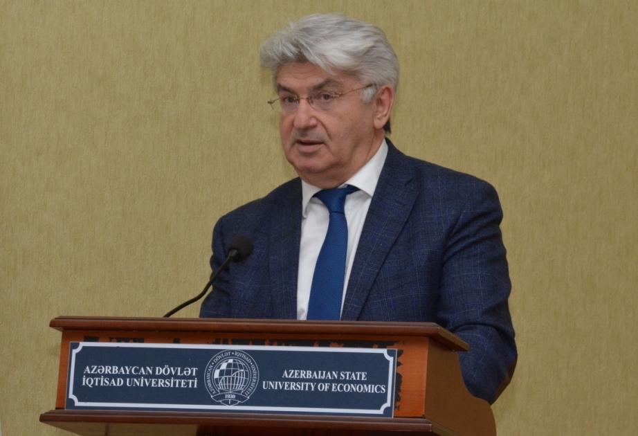 Elmi seminar: Şəffaflığın təmin olunmasında hesabatlılığın və auditin rolu