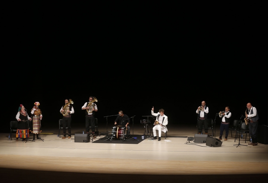 Heydər Əliyev Mərkəzində məşhur bəstəkar və ifaçı Qoran Breqoviçin konserti olub