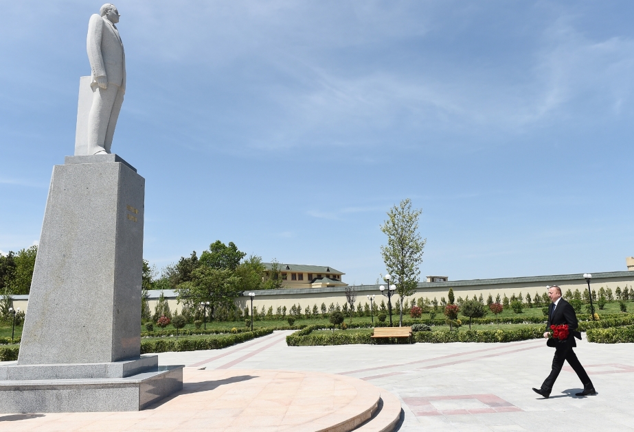 Le président Ilham Aliyev effectué une visite dans la région de Khyzy VIDEO