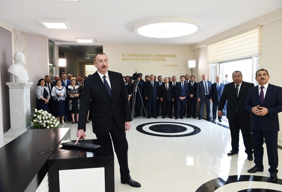 Президент Ильхам Алиев принял участие в церемонии подачи питьевой воды в город Хызы и поселок Алтыагадж ОБНОВЛЕНО ВИДЕО