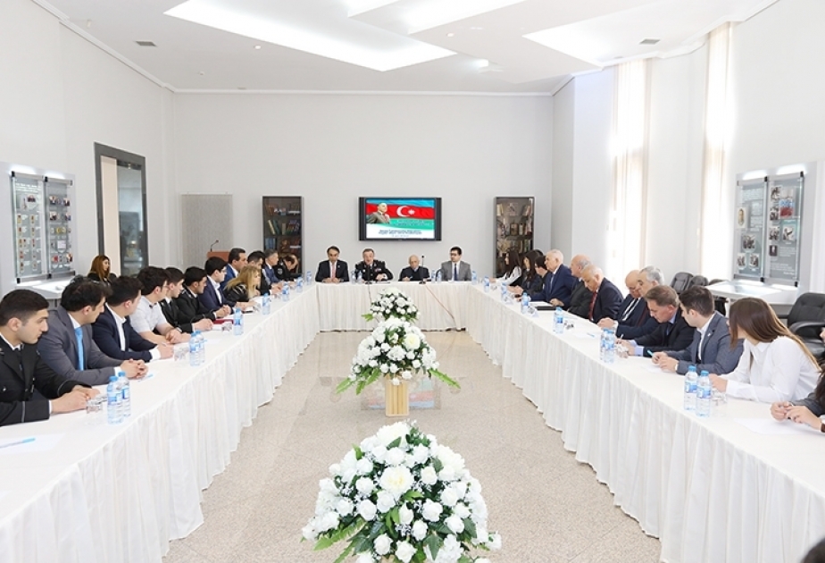 Dövlət Təhlükəsizliyi Xidmətində “Heydər Əliyev və Azərbaycan gəncliyi” mövzusunda “dəyirmi masa” keçirilib