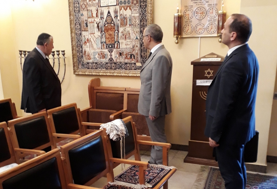 مسؤول الديوان الرئاسي للشؤون الدينية يتفقد فعاليات طائفة اليهود الجبليين في باكو