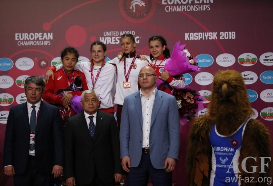 Azərbaycanın qadın güləşçiləri Avropa çempionatında daha iki medal qazanıblar