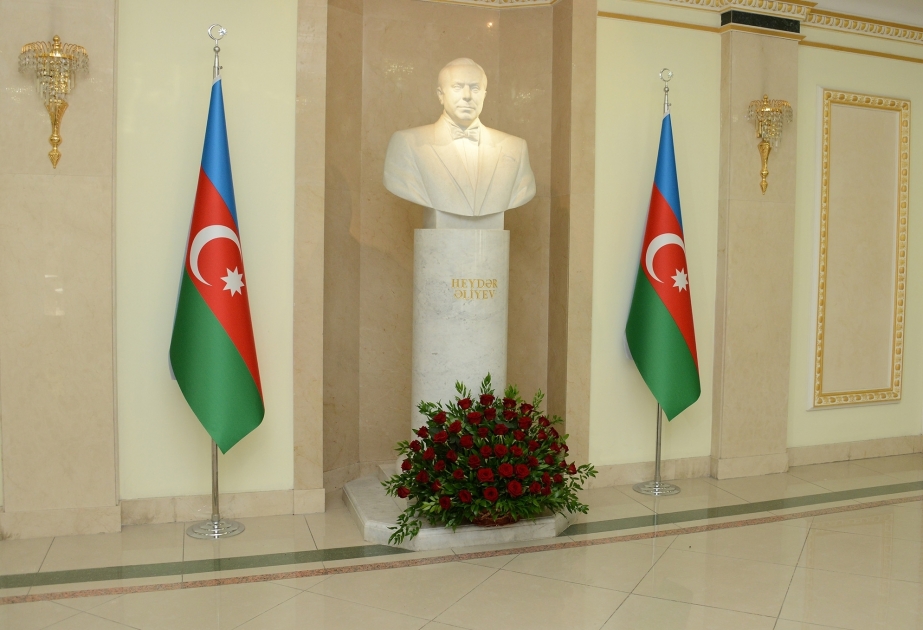 Xüsusi təyinatlı ali hərbi məktəblərin kursantlarının birinci ümumrespublika konfransı keçirilib YENİLƏNİB