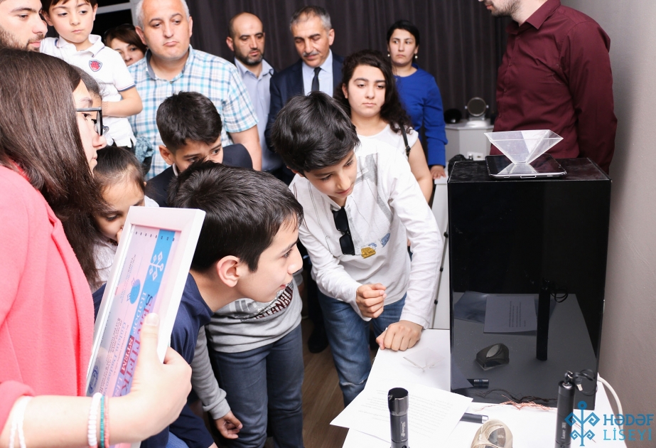 Hədəf STEM Liseyində İnteraktiv Elm Muzeyi açılıb