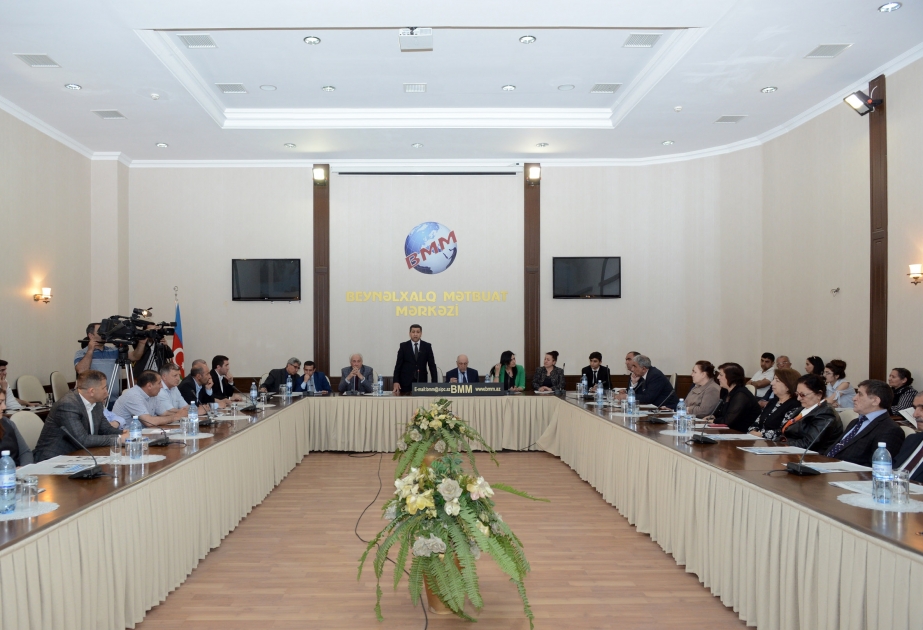 “Zərli tac kamallı başa yaraşır”