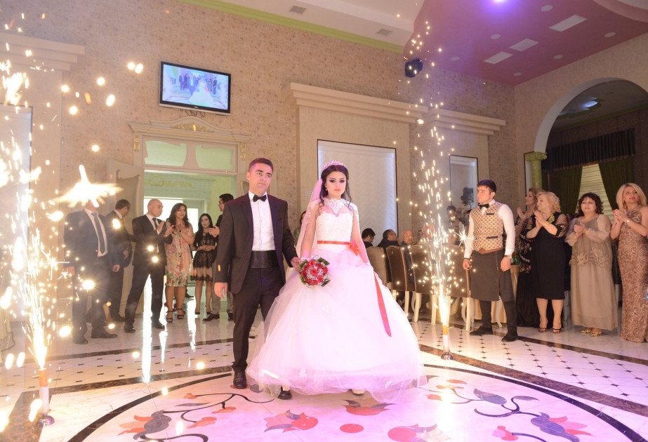 İnternat məktəbinin sakinləri üçün toy şənliyi təşkil olunub