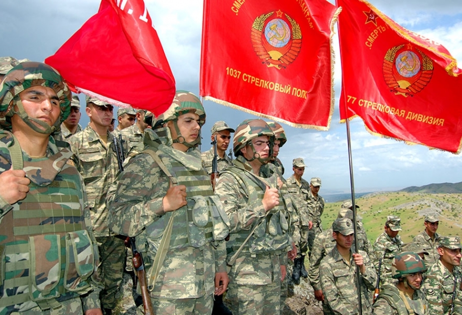 Hərbi marafon: Qələbə bayrağına düzlən!