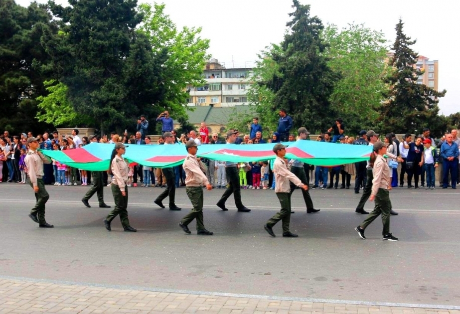 Təhsil müəssisələrində Qələbə Günü qeyd olunub