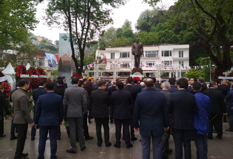 Ulu Öndərin əziz xatirəsi İstanbulda anılıb