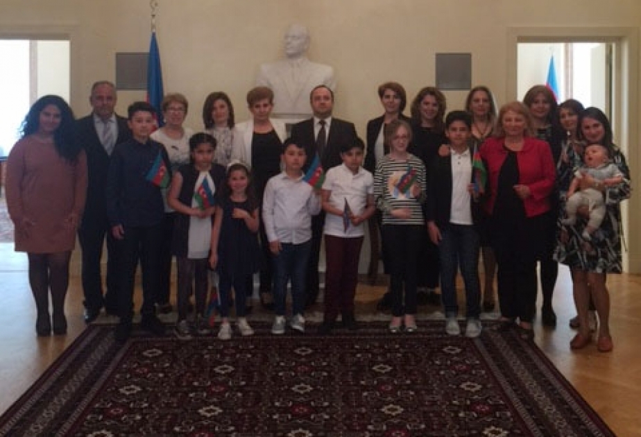 Ümummilli lider Heydər Əliyevin xatirəsi Haaqada da anılıb