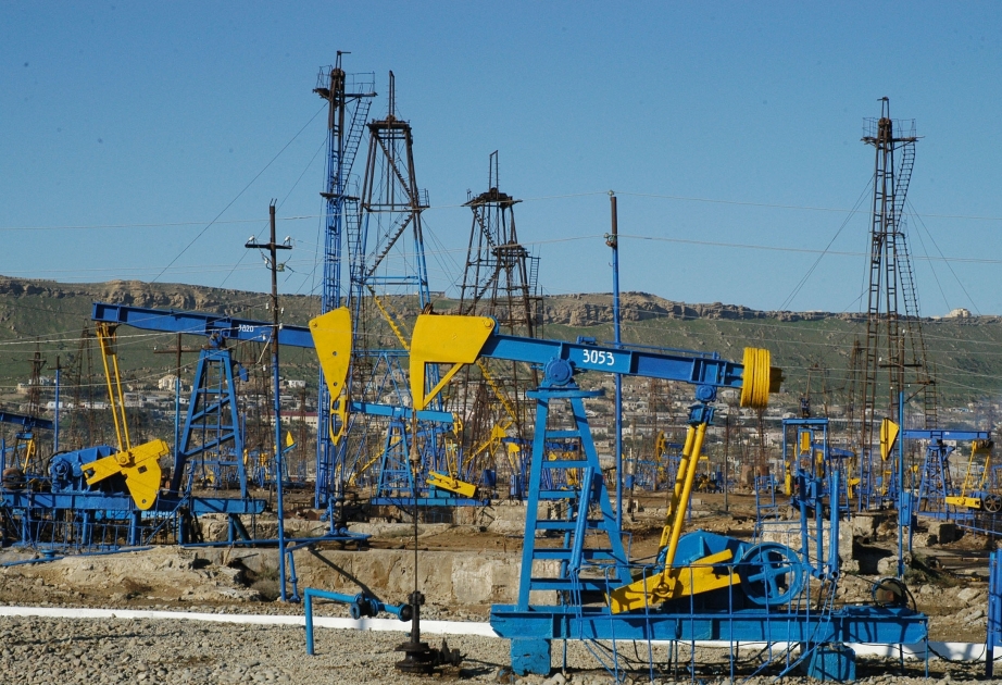 Баррель азербайджанской нефти продается за 77,65 доллара