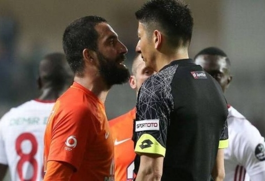 Arda Turana 16 oyunluq cəza verilib