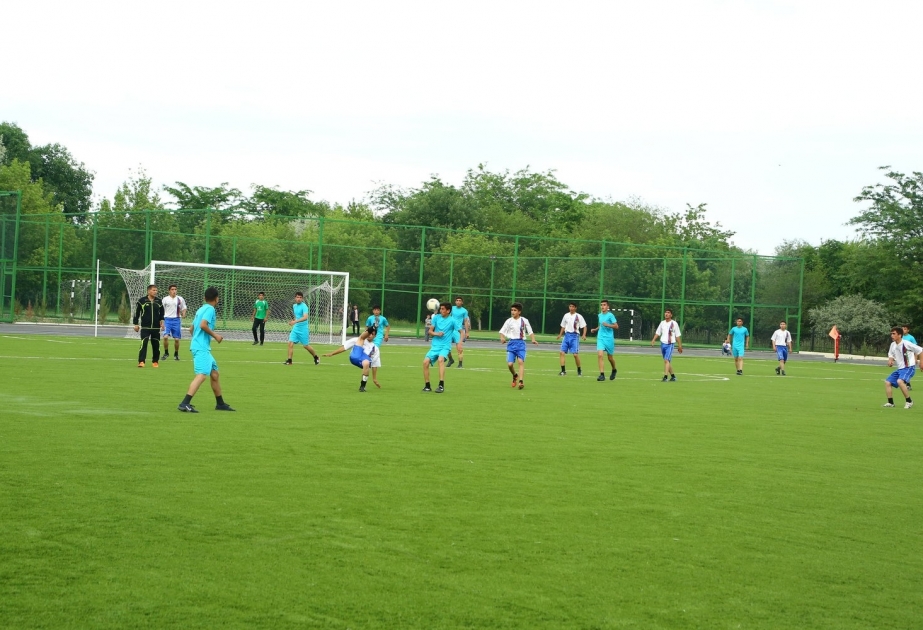 Ağcabədinin ümumtəhsil məktəbləri arasında futbol turniri keçirilib