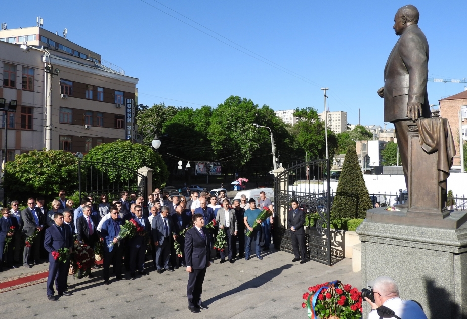 Kiyevdə ümummilli lider Heydər Əliyevin xatirəsinə həsr olunmuş caz festivalı keçirilib VİDEO