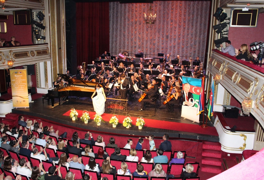 Ulu Öndərin 95 illiyi və Azərbaycan Xalq Cümhuriyyətinin 100 illiyi ilə əlaqədar Belqradda konsert keçirilib