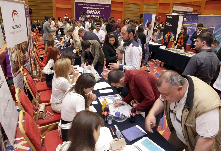 Nobel Oil Services joins job fair to support young people with limited abilities