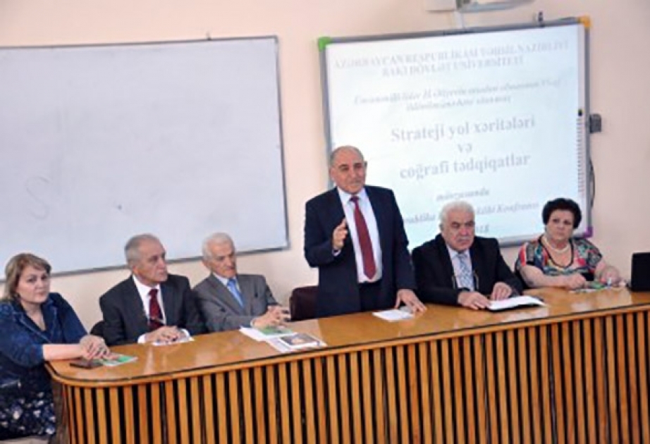 Bakı Dövlət Universitetində coğrafi tədqiqatlarla bağlı müzakirələr aparılıb