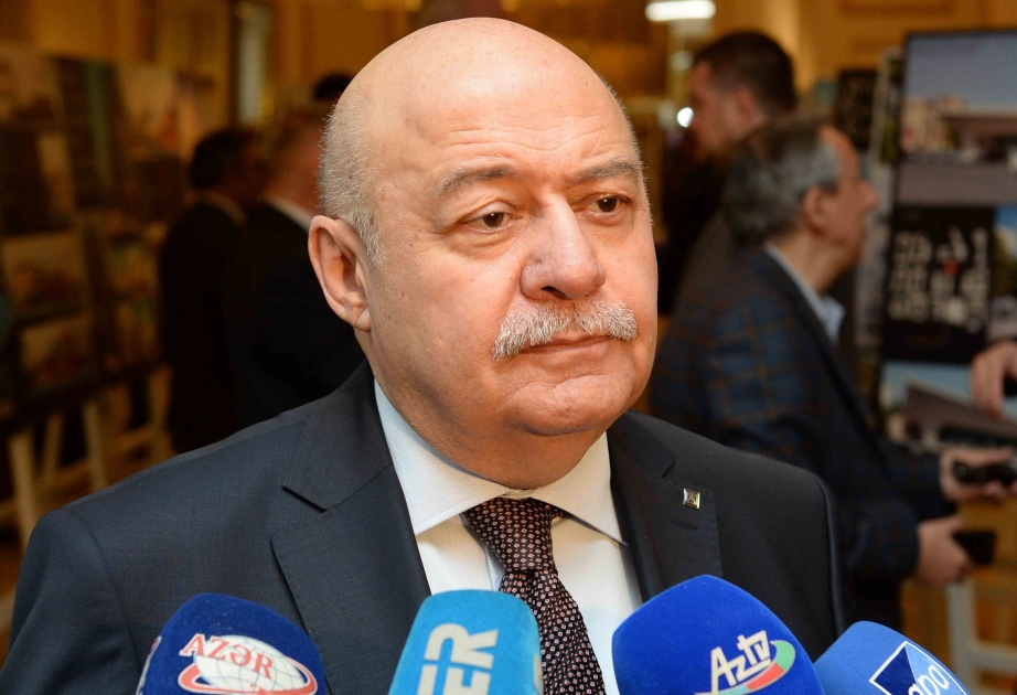 Elbay Qasımzadə: Ulu Öndərin Azərbaycan memarlıq sənətinə verdiyi töhfələr ölçüyə gəlməzdir