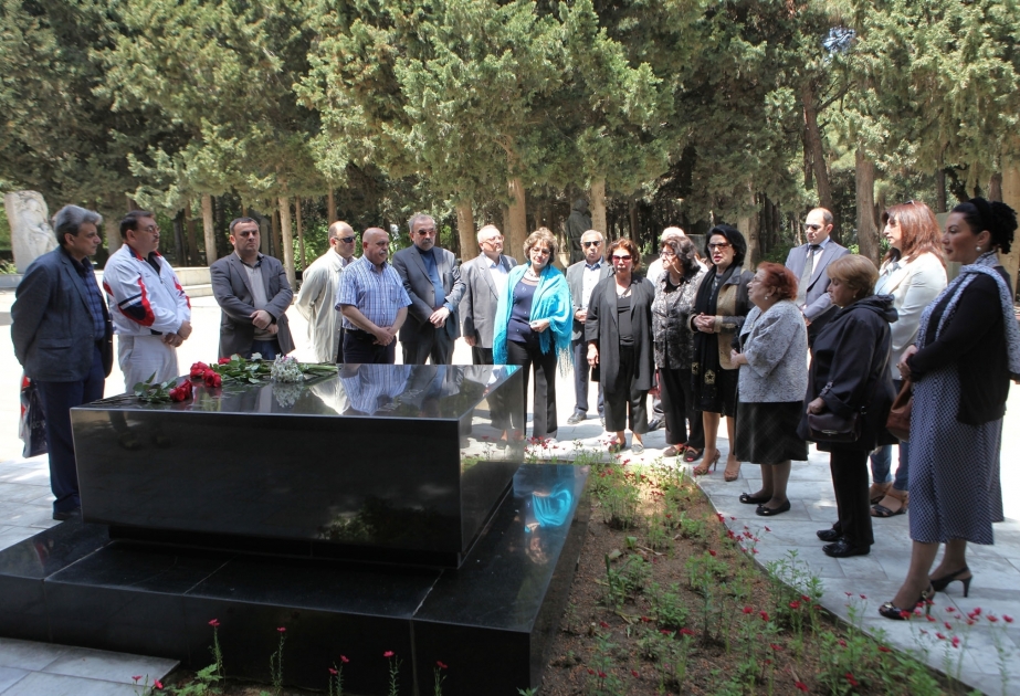 Bakıda görkəmli bəstəkar Qara Qarayevin xatirəsi anılıb