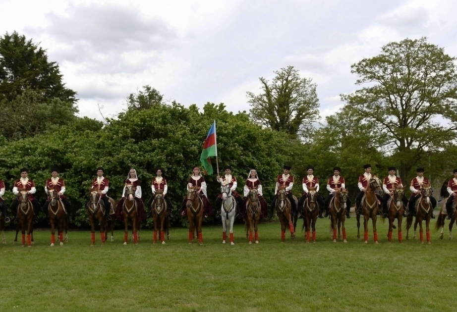 Karabakh horses stun audience at Royal Windsor Show VIDEO