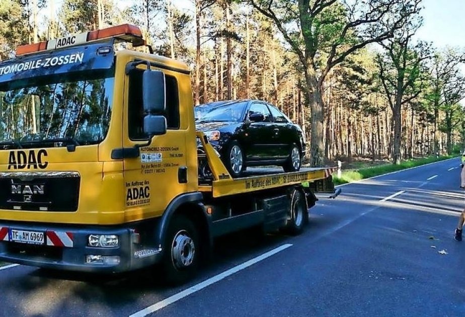 Almaniyada ahıl sürücü bir qrup velosipedçini vurub, 4 nəfər yaralanıb