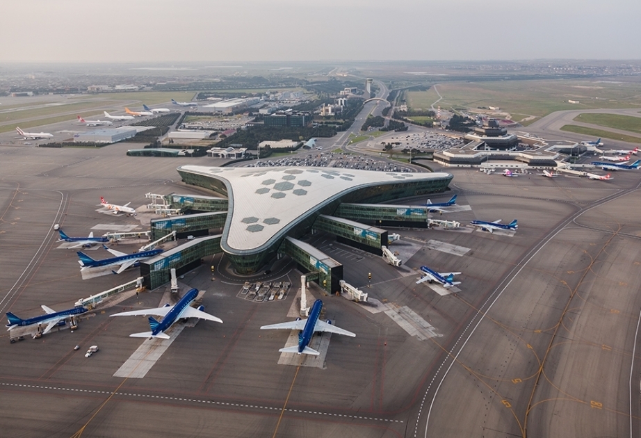 Heydər Əliyev Beynəlxalq Aeroportunun sərnişin dövriyyəsi 15 faiz artıb