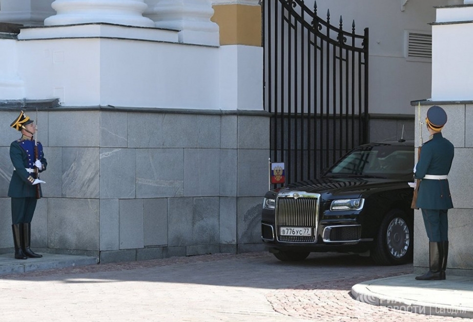 “Newsweek” Vladimir Putinlə Donald Trampın limuzinlərini müqayisə edib