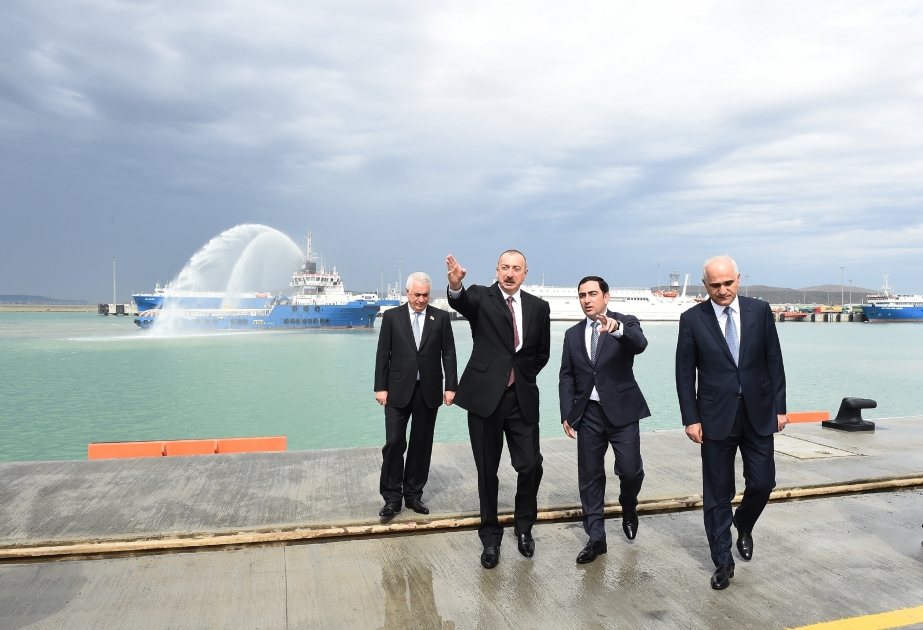 Prezident İlham Əliyev Bakı Beynəlxalq Dəniz Ticarət Limanı Kompleksinin açılışında iştirak edib YENİLƏNİB VİDEO
