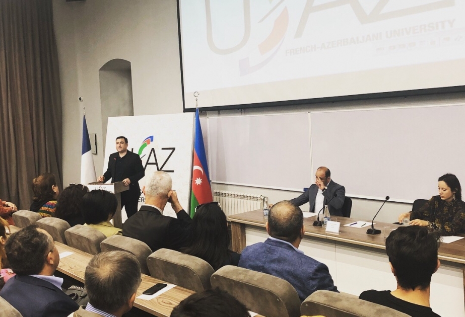 Azərbaycan-Fransız Universitetində “açıq qapı” günü təşkil olunub