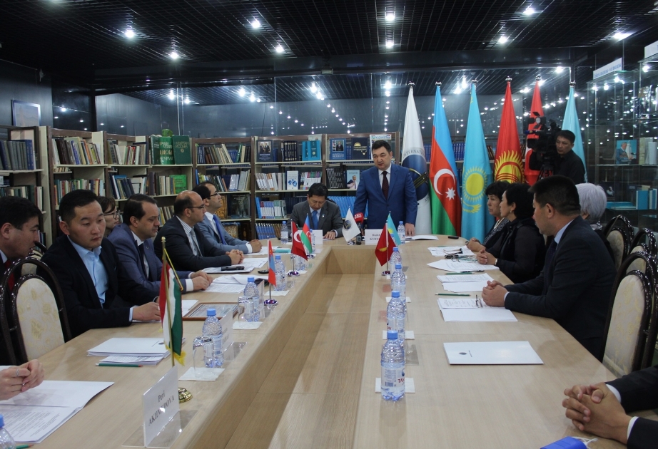 Astanada türk xalqlarının muzey əşyalarının istifadə və qorunmasına dair toplantı keçirilib