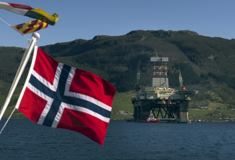 Apreldə Norveçin neft hasilatı azalıb