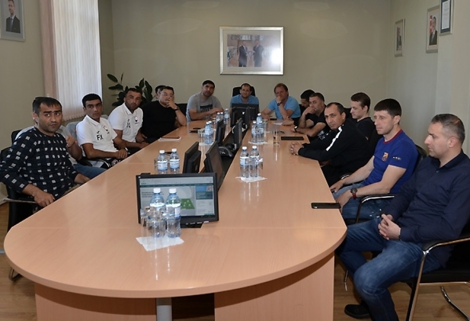 Futbol məşqçiləri üçün AFFA-da seminar təşkil olunub