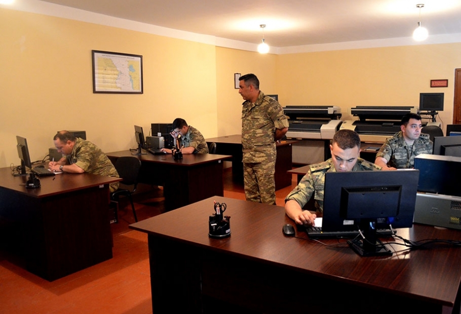 Azərbaycan Ordusunda ən yaxşı topoqraf adı uğrunda yarış keçirilir