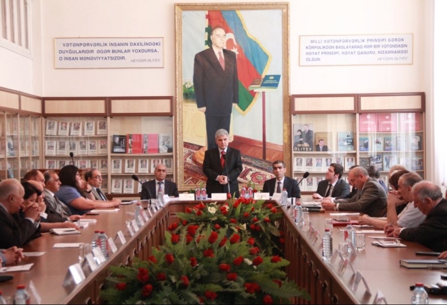 Azərbaycan Dövlət Pedaqoji Universitetində yay imtahan sessiyası ilə bağlı müzakirələr aparılıb