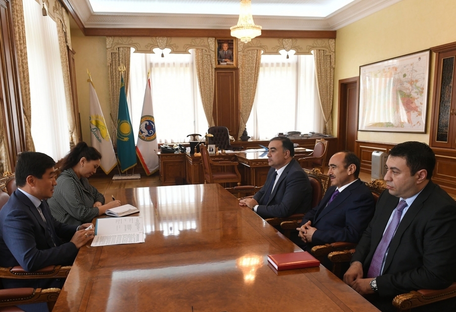 Обсуждены перспективы развития сотрудничества между Азербайджаном и Казахстаном