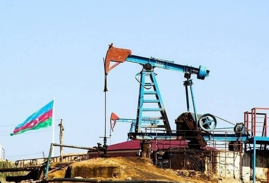 Цена на азербайджанскую нефть преодолела отметку 81 доллар за баррель