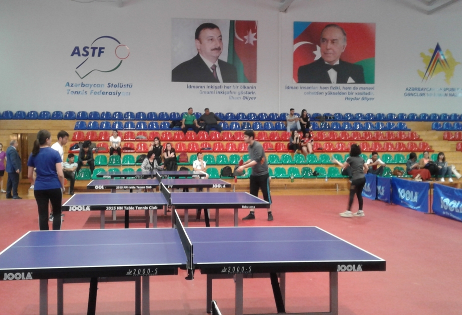 Tələbələr arasında stolüstü tennis yarışlarının qalibləri müəyyənləşib
