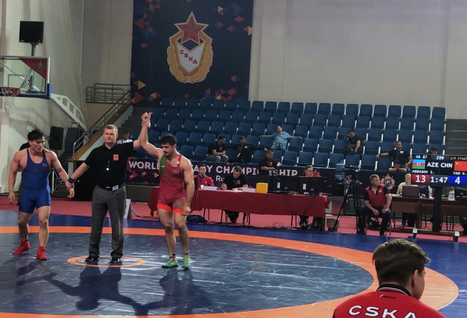 Azərbaycanın iki güləşçisi Moskvada hərbçilər arasında dünya çempionatında gümüş medal qazanıb