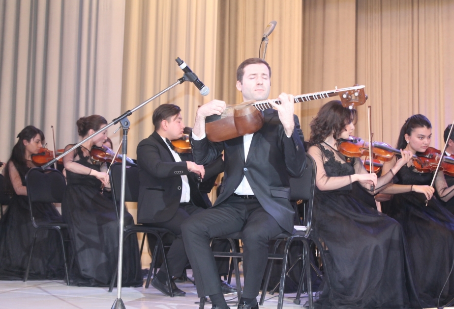 Azərbaycan Xalq Cümhuriyyətinin 100 illiyi münasibətilə Daşkənddə dostluq konserti olub